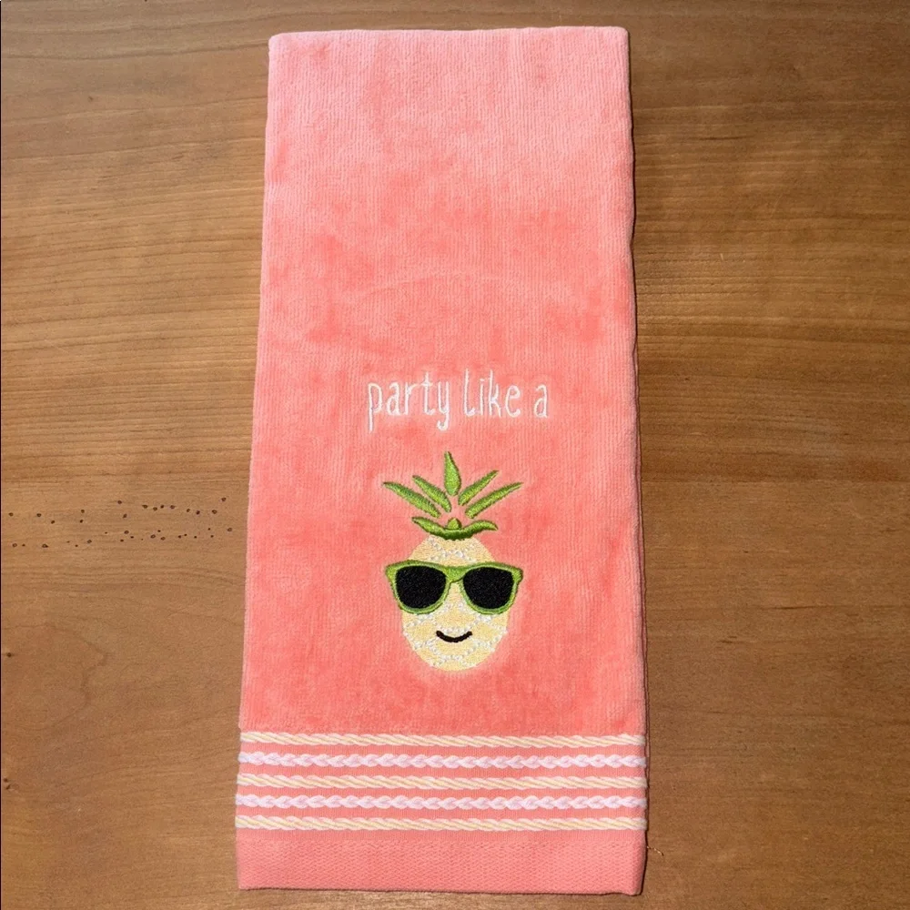 SKL Home embroidered Party Like a Pineapple kitchen bath Hand Towel cotton New